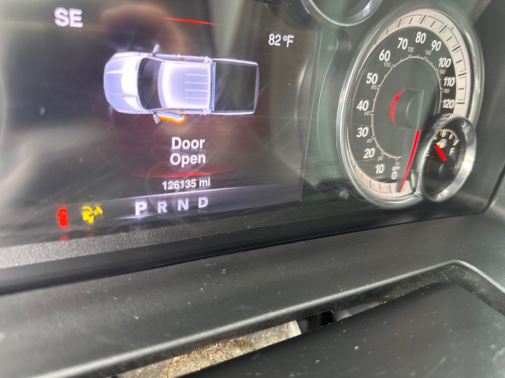 2016 RAM 1500 Image 16