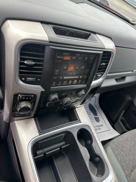 2016 RAM 1500 Image 17