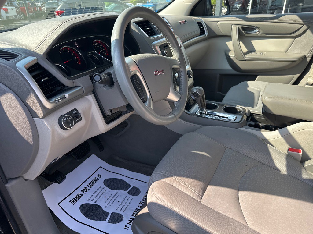 2015 GMC Acadia Image 16