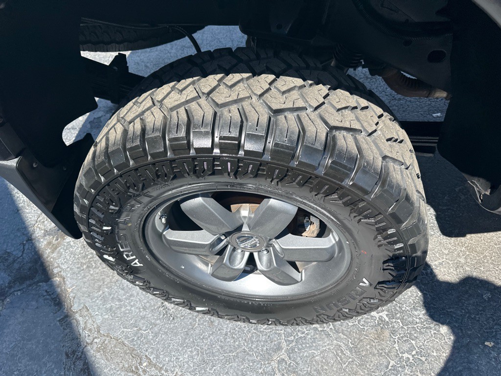 2013 Nissan Titan Image 12