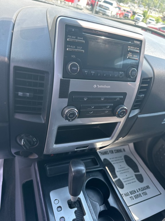 2013 Nissan Titan Image 17