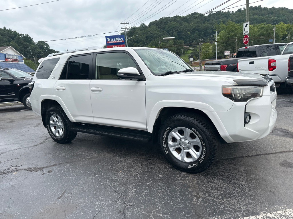 2016 Toyota 4Runner Image 4