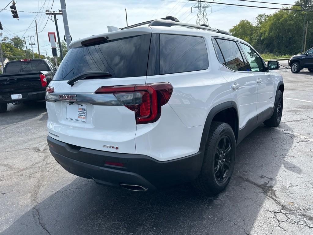 2020 GMC Acadia Image 3