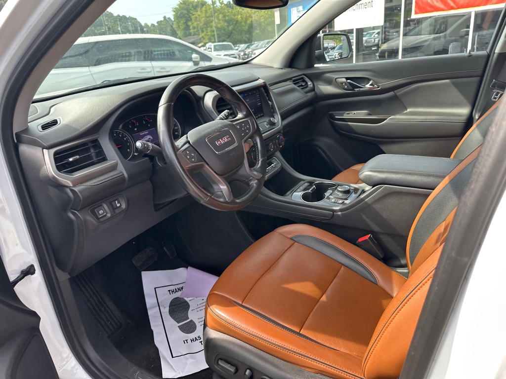 2020 GMC Acadia Image 18