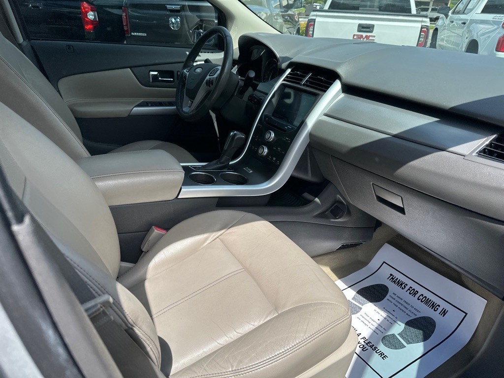 2011 Ford Edge Image 8