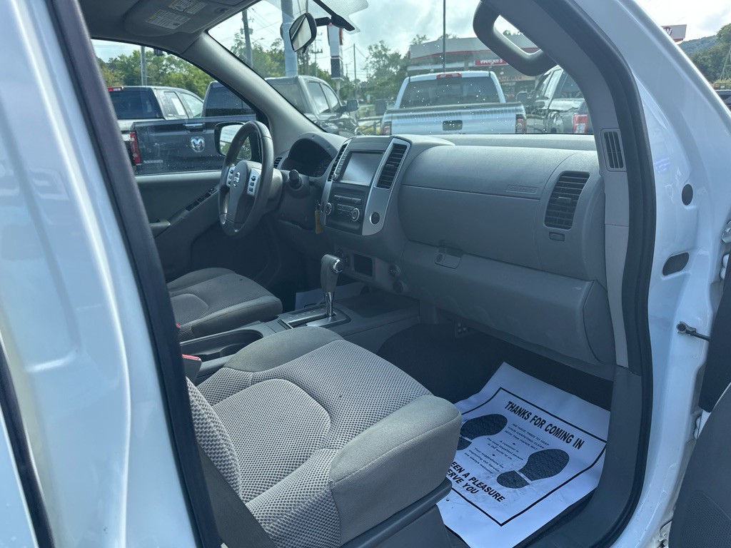 2019 Nissan Frontier Image 7