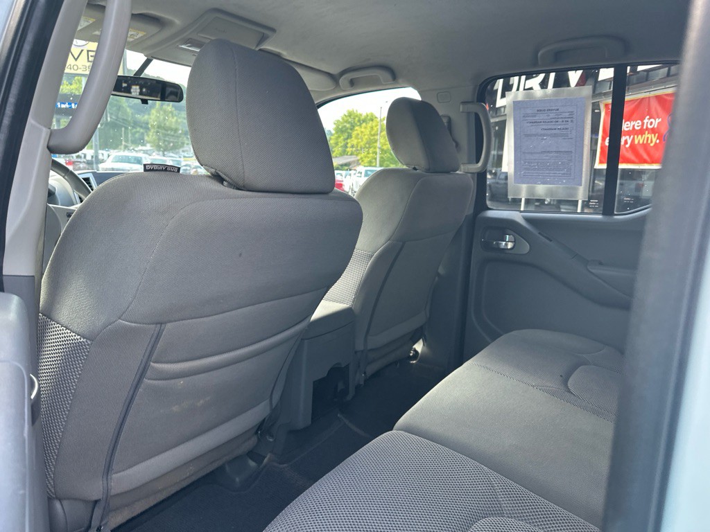2019 Nissan Frontier Image 9