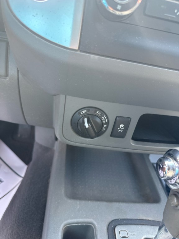 2019 Nissan Frontier Image 16
