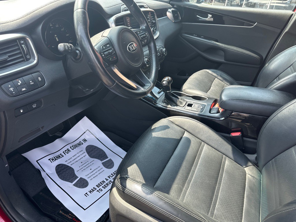 2017 Kia Sorento Image 16