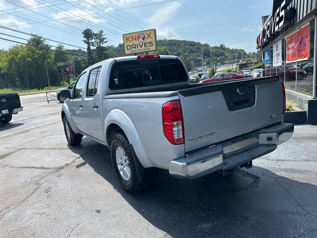 2018 Nissan Frontier Image 2