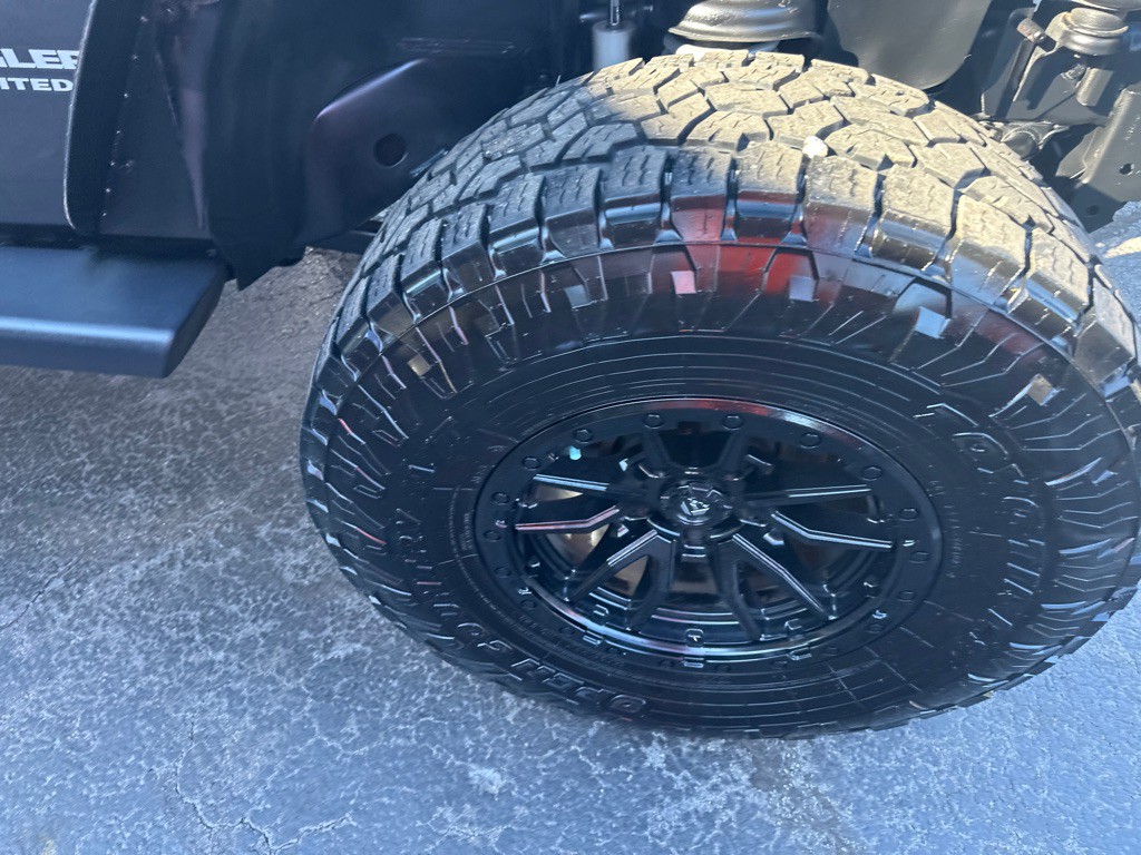 2017 Jeep Wrangler Unlimited Image 7