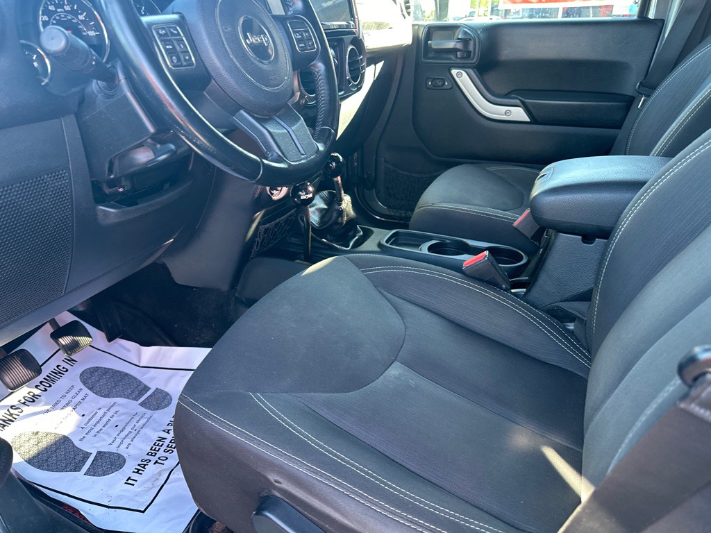 2017 Jeep Wrangler Unlimited Image 15