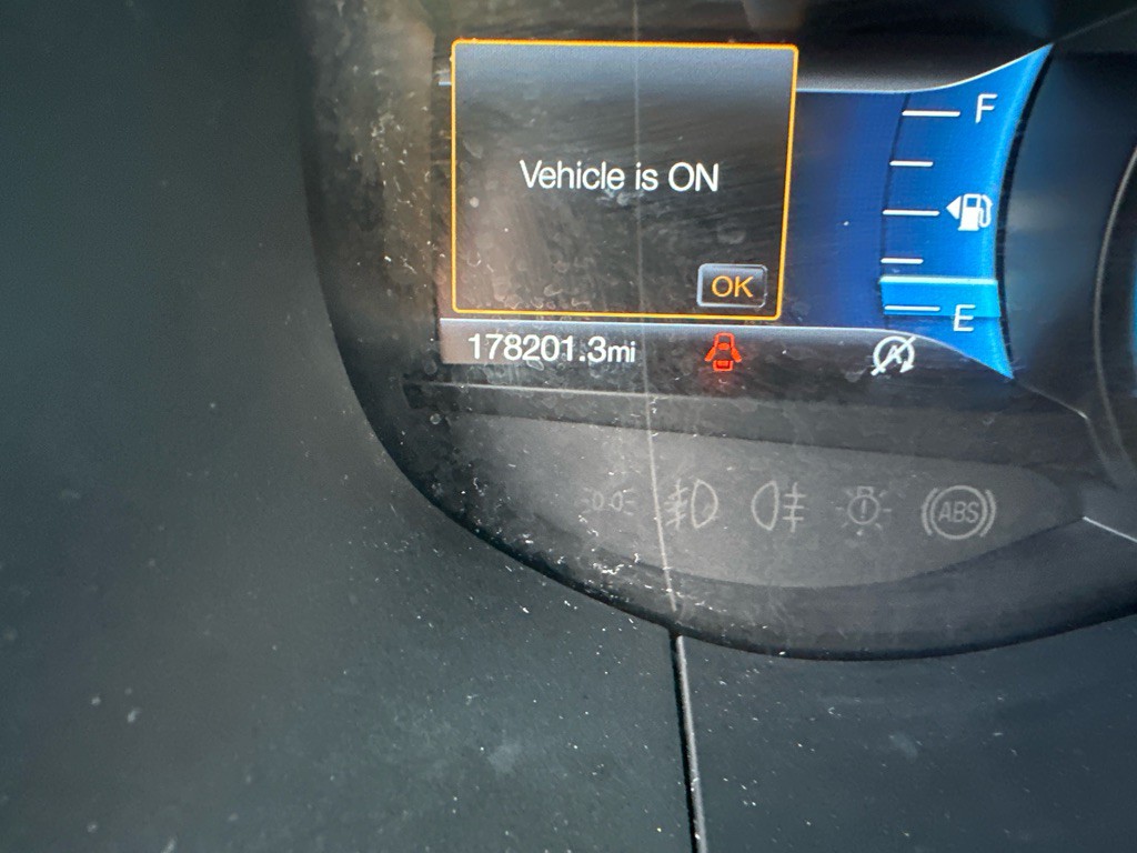 2019 Ford Edge Image 14