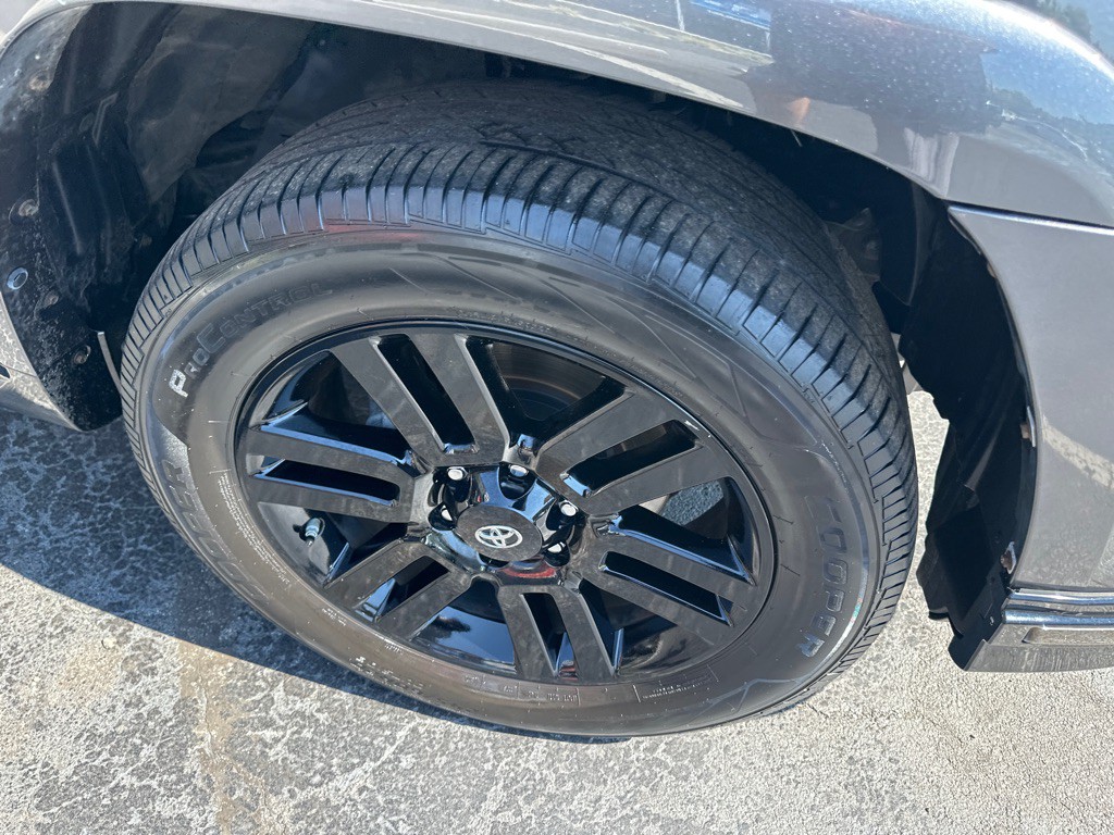 2019 Toyota 4Runner Image 7