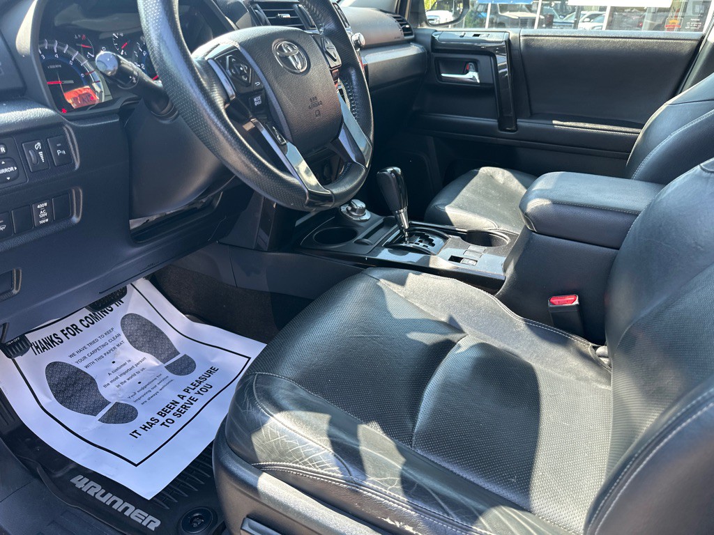 2019 Toyota 4Runner Image 17