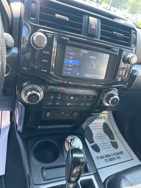 2019 Toyota 4Runner Image 18