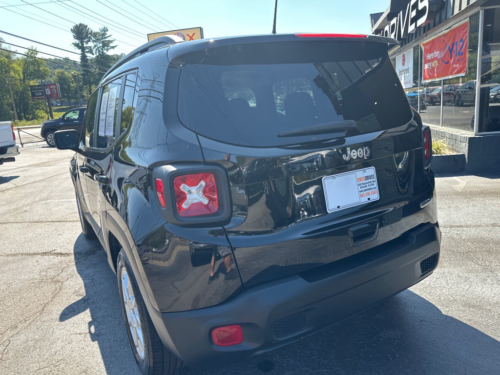 2021 Jeep Renegade Image 2