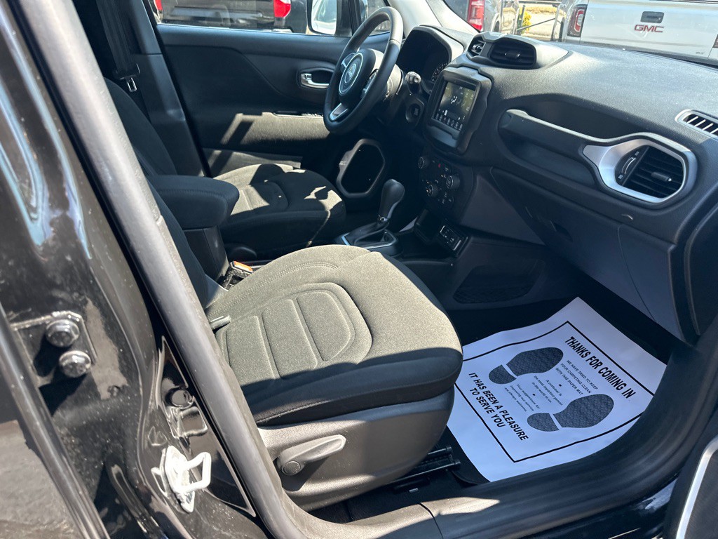 2021 Jeep Renegade Image 8