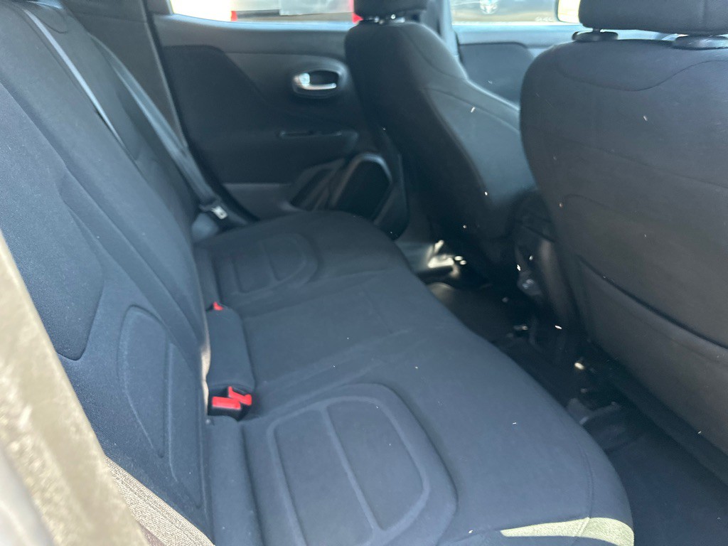 2021 Jeep Renegade Image 10