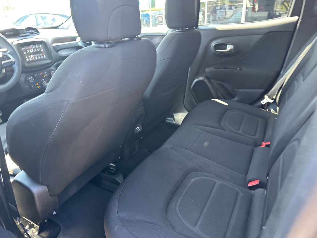 2021 Jeep Renegade Image 13