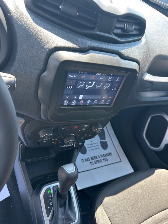 2021 Jeep Renegade Image 16