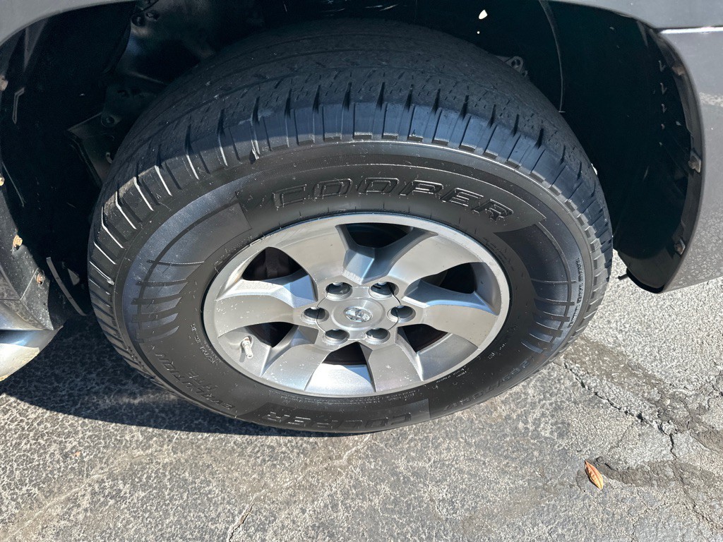 2012 Toyota 4Runner Image 7