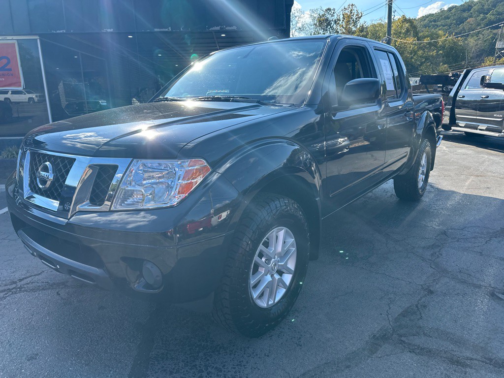 2018 Nissan Frontier Image 1