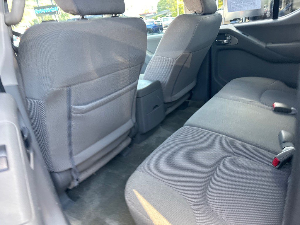 2018 Nissan Frontier Image 13