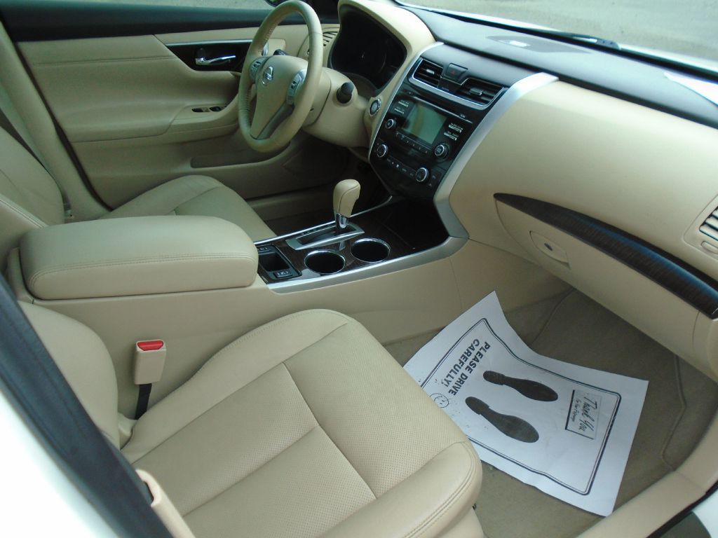 2014 Nissan Altima Image 6
