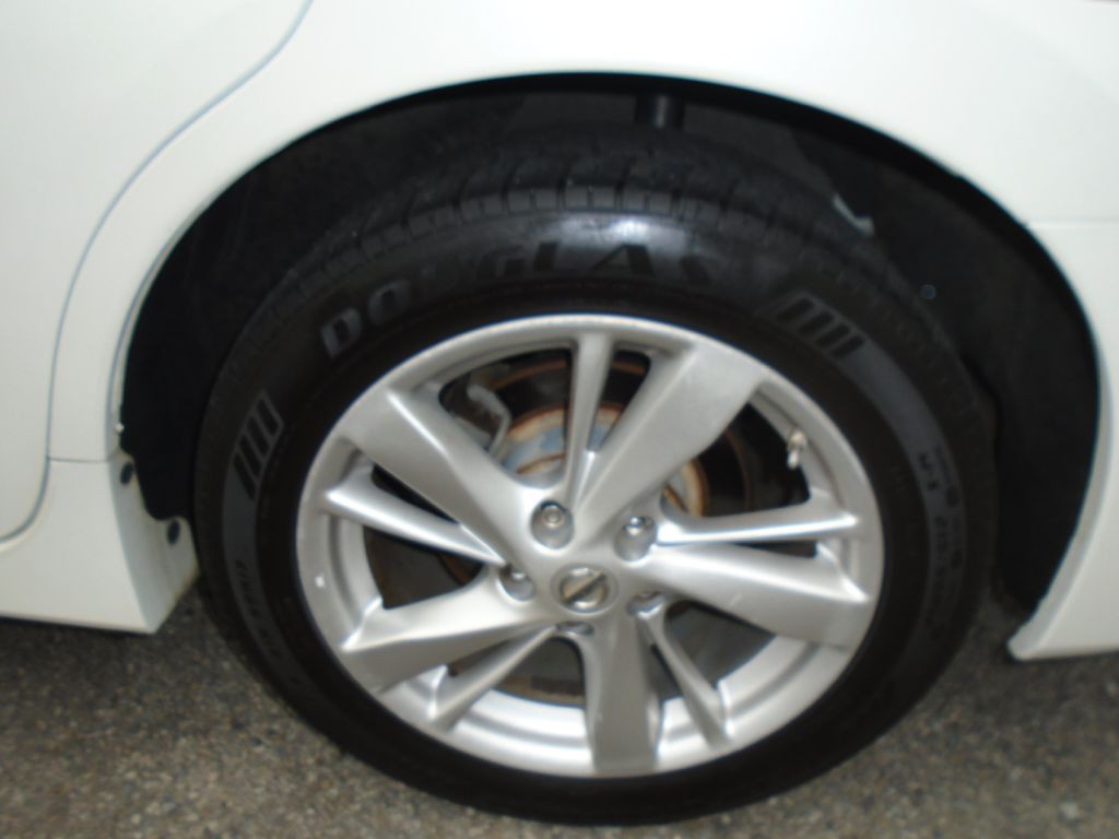 2014 Nissan Altima Image 14