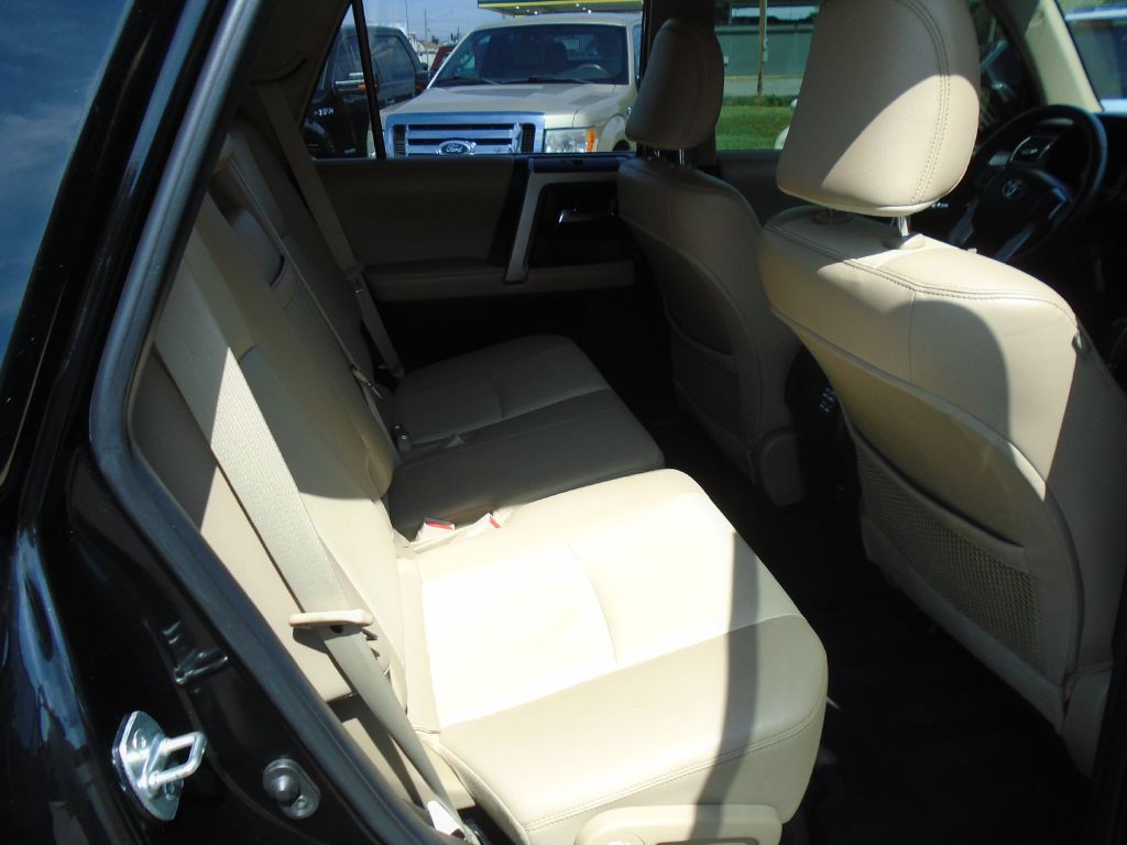 2014 Toyota 4Runner Image 10