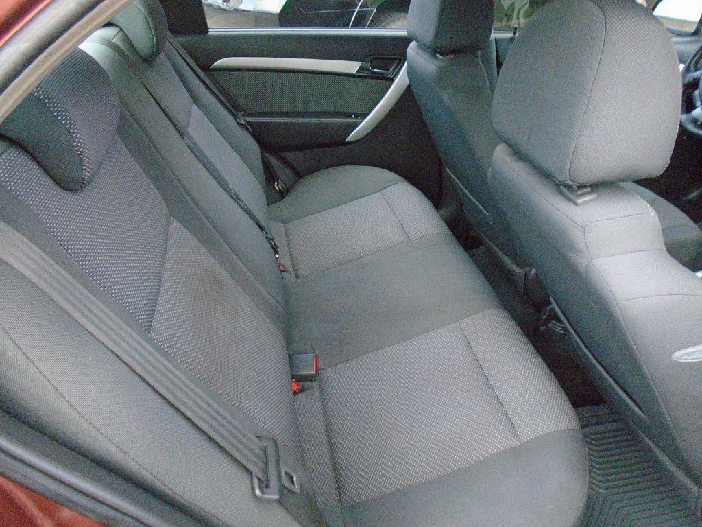 2011 Chevrolet Aveo Image 6