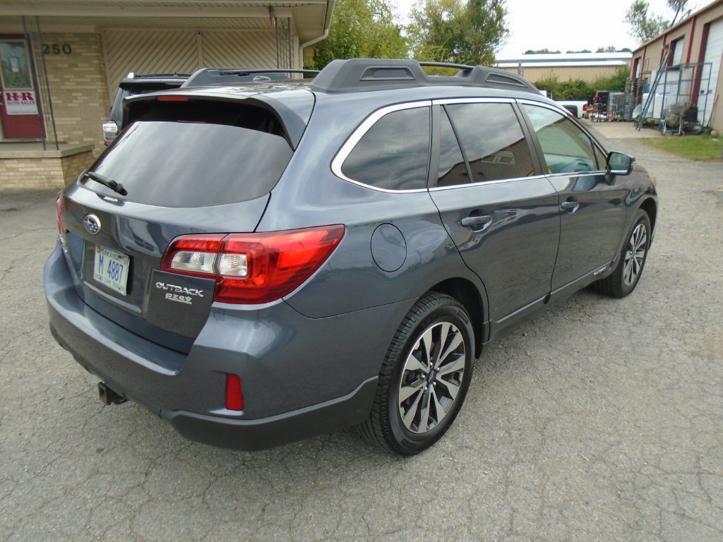 2015 Subaru Outback Image 12