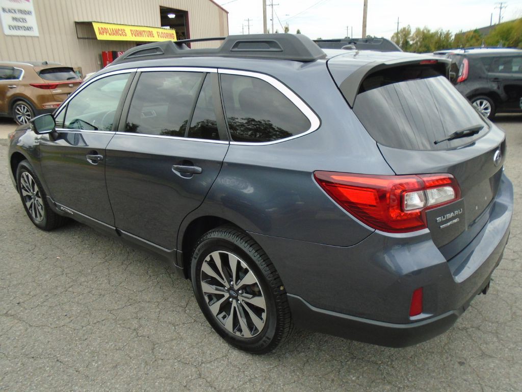 2015 Subaru Outback Image 15