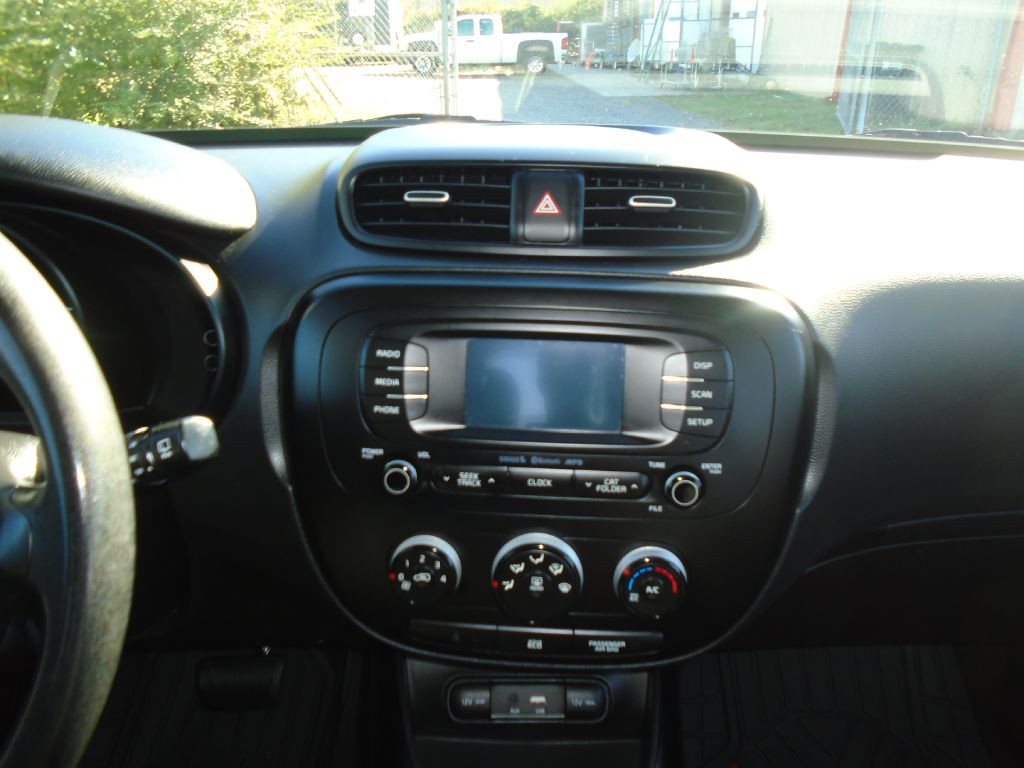 2016 Kia Soul Image 8