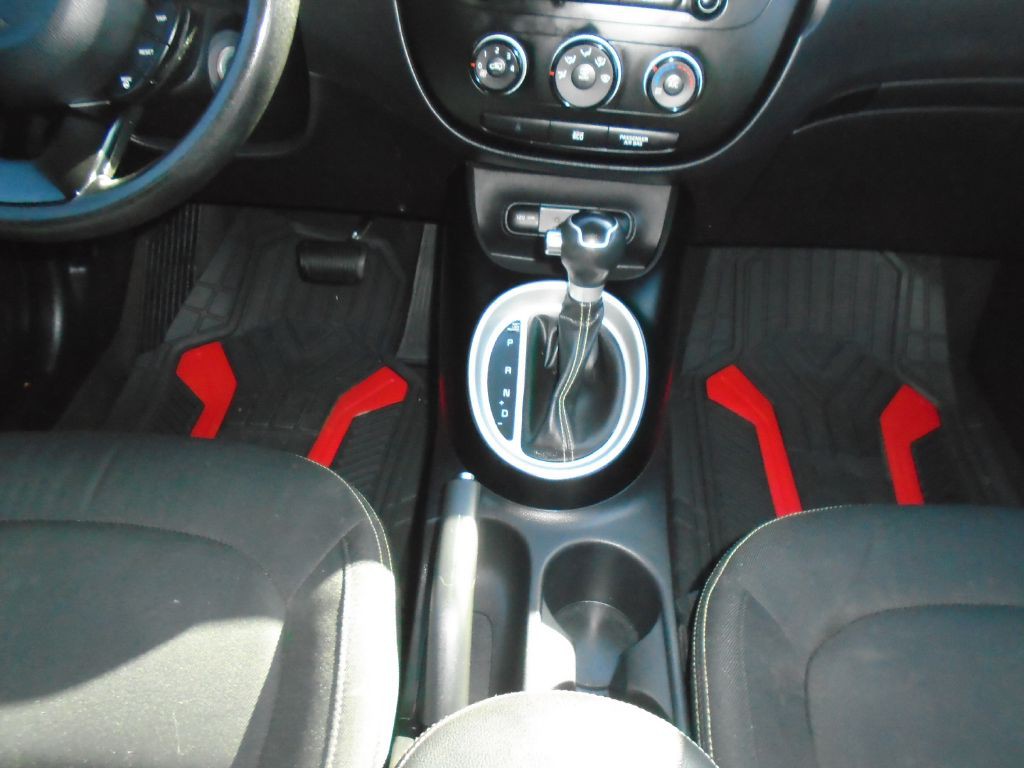 2016 Kia Soul Image 9