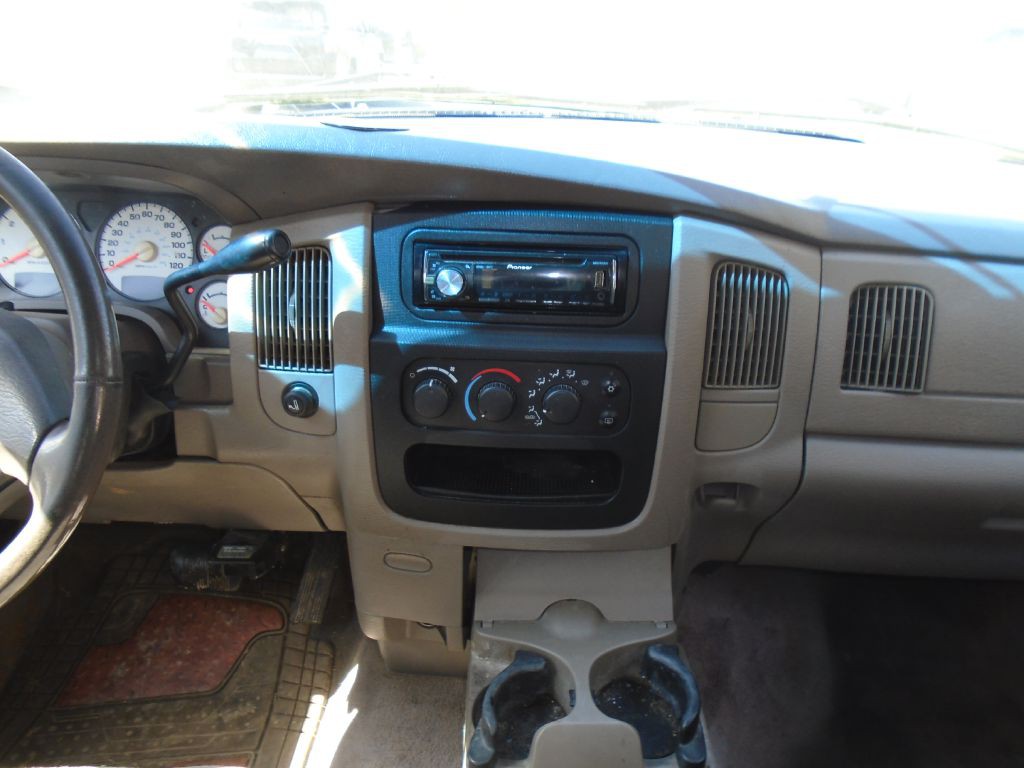 2002 Dodge Ram 1500 Image 8