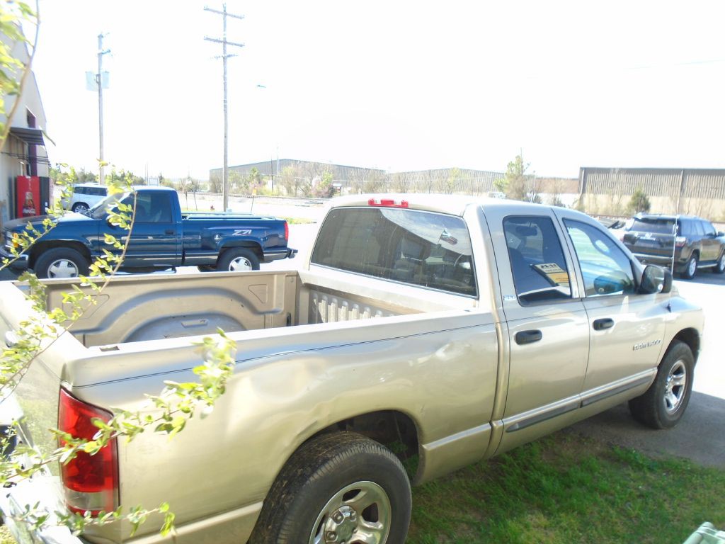 2002 Dodge Ram 1500 Image 9