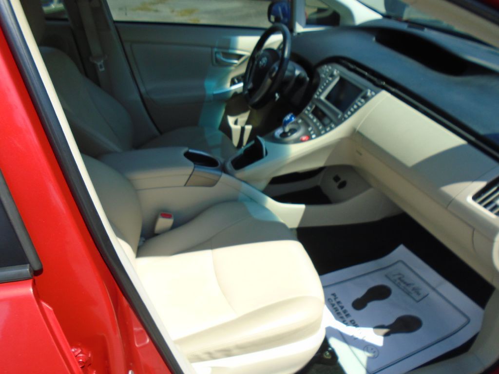 2014 Toyota Prius Image 5