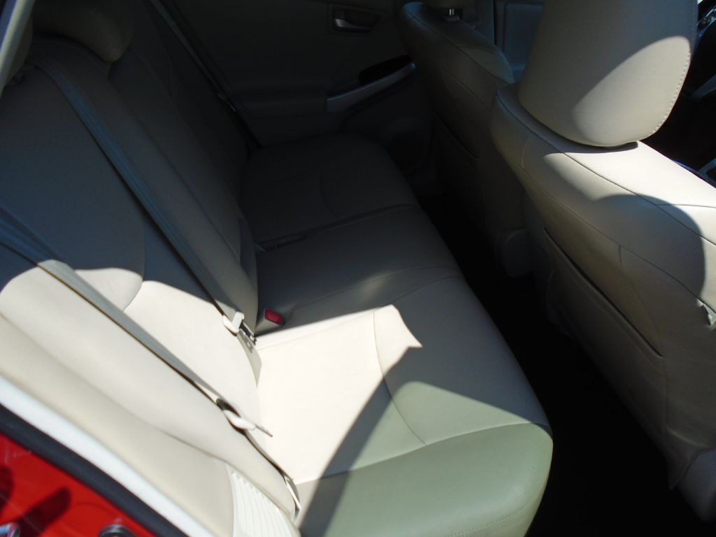 2014 Toyota Prius Image 6