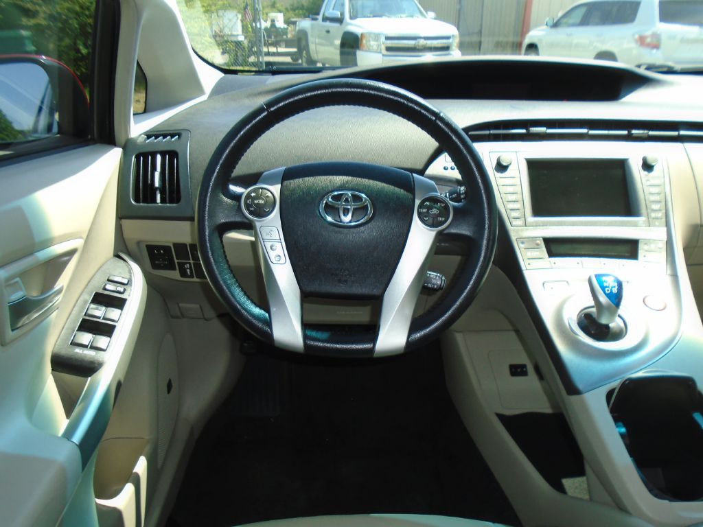 2014 Toyota Prius Image 7