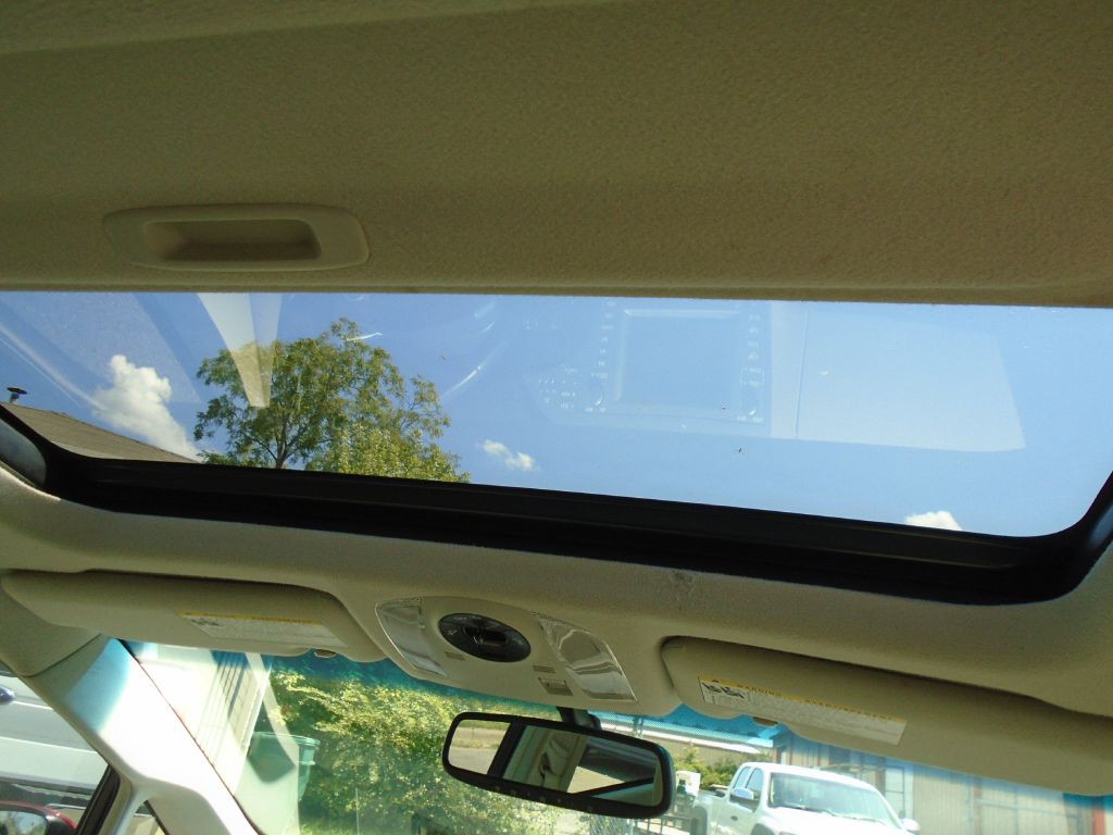 2014 Toyota Prius Image 9
