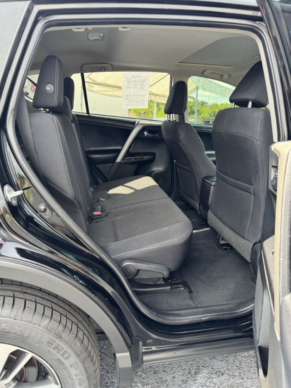 2018 Toyota Rav4 Image 10