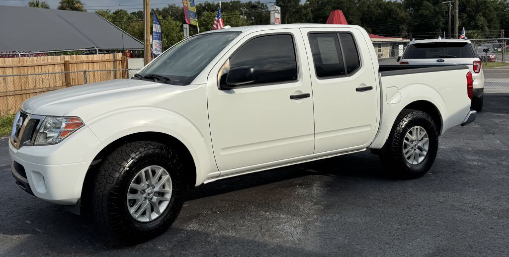 2016 Nissan Frontier Image 8