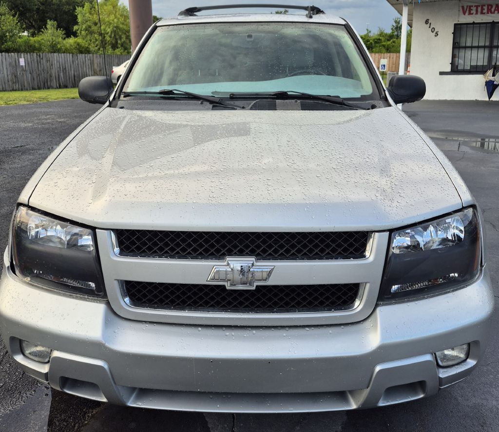 2008 Chevrolet Trailblazer Image 2