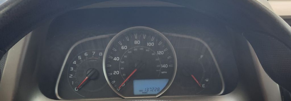 2015 Toyota Rav4 Image 4