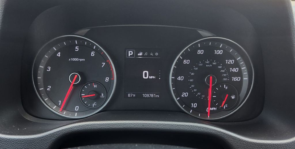 2017 Hyundai Elantra Image 5