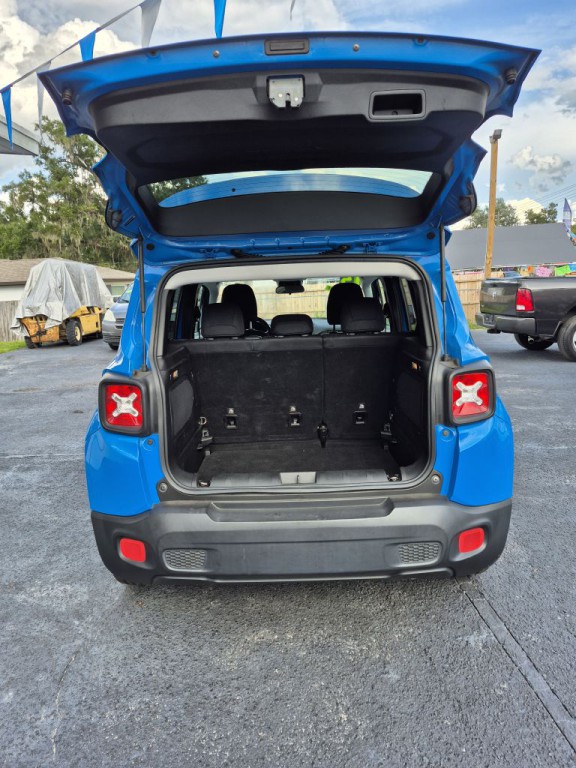 2015 Jeep Renegade Image 5