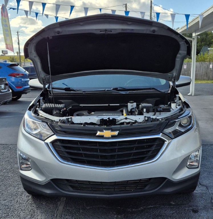 2021 Chevrolet Equinox Image 2