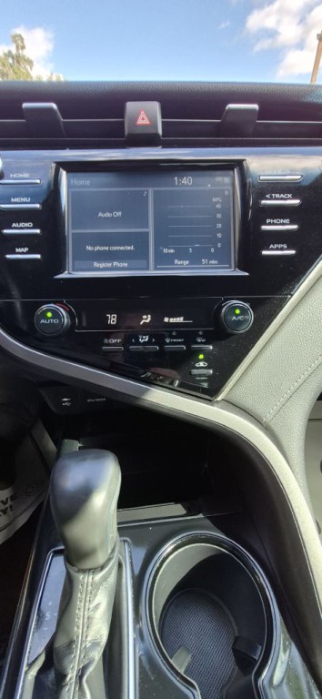 2019 Toyota Camry Image 10